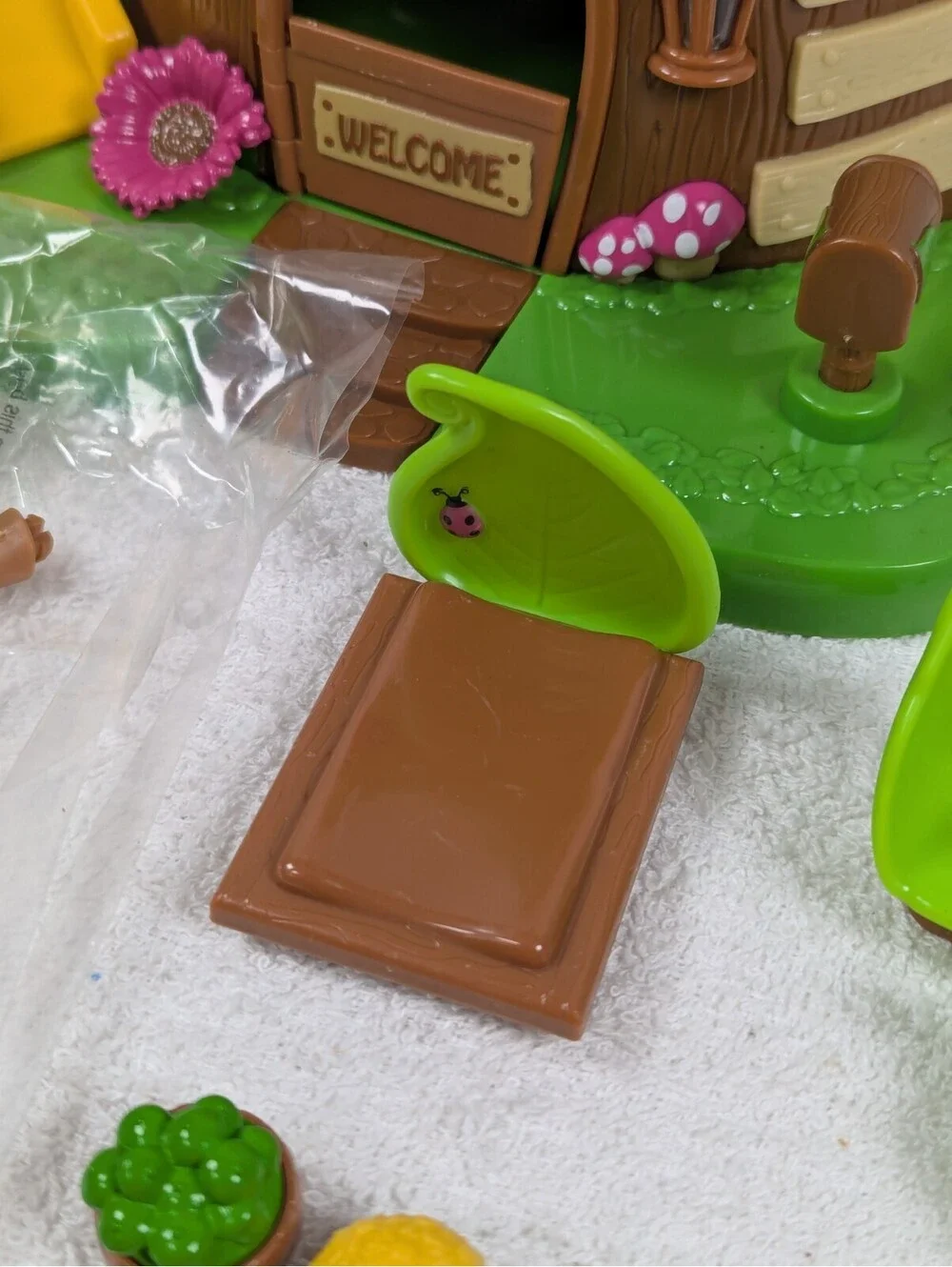 Li'l Woodzeez - Acorn Treehouse & Accessories